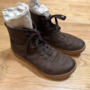 NoBull hightop trainers